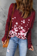 Load image into Gallery viewer, Floral Round Neck Thumbhole Sleeve Top
