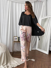 Load image into Gallery viewer, Cami, Robe, and Printed Pants Pajama Set
