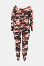 Load image into Gallery viewer, Plus Size Camouflage Top and Leggings Set
