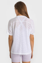 Load image into Gallery viewer, Breathable and Lightweight Short Sleeve Sports Top
