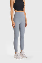 Load image into Gallery viewer, Feel Like Skin Elastic Waistband Yoga Leggings
