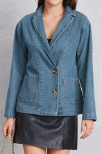 Load image into Gallery viewer, Pocketed Button Up Denim Jacket
