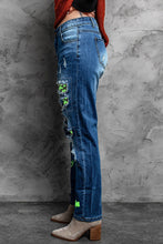 Load image into Gallery viewer, Printed Patch Distressed Boyfriend Jeans
