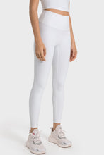 Load image into Gallery viewer, High-Rise Wide Waistband Yoga Leggings
