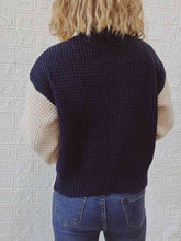 Load image into Gallery viewer, Cable-Knit Contrast Zip-Up Cardigan
