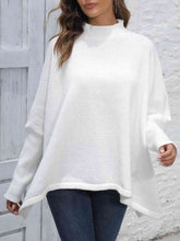 Load image into Gallery viewer, Loose Hem Plain Sweater
