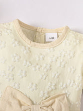 Load image into Gallery viewer, Baby Girl Floral Bow Detail Round Neck Bodysuit
