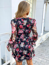 Load image into Gallery viewer, Floral Decorative Button Pleated Dress
