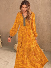 Load image into Gallery viewer, Printed Notched Balloon Sleeve Dress
