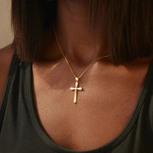 Load image into Gallery viewer, 925 Sterling Silver Cross Pendant Necklace
