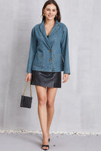 Load image into Gallery viewer, Pocketed Button Up Denim Jacket
