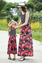 Load image into Gallery viewer, Girls Striped Floral Spliced Dress
