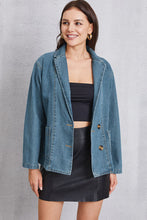 Load image into Gallery viewer, Pocketed Button Up Denim Jacket
