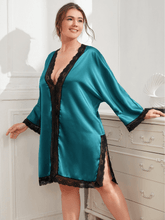 Load image into Gallery viewer, Plus Size Contrast Spliced Lace Deep V Slit Night Dress
