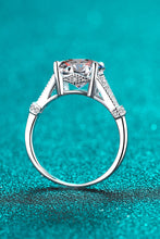 Load image into Gallery viewer, Unpredictable Day 3 Carat Moissanite Ring
