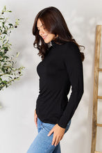 Load image into Gallery viewer, BOMBOM Turtleneck Long Sleeve Blouse
