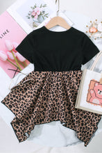 Load image into Gallery viewer, Girls Leopard Graphic Handkerchief Hem Spliced Dress
