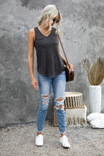 Load image into Gallery viewer, V-Neck Curved Hem Pocket Tank
