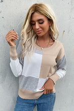 Load image into Gallery viewer, Color Block Ribbed Trim Round Neck Knit Pullover
