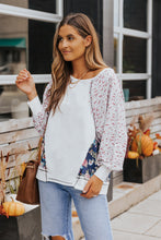 Load image into Gallery viewer, Floral Lantern Sleeve Round Neck Top
