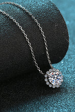 Load image into Gallery viewer, Flower-Shaped Moissanite Pendant Necklace
