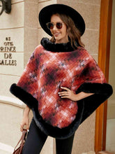 Load image into Gallery viewer, Faux Fur Trim Poncho
