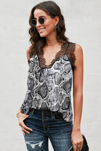 Load image into Gallery viewer, Printed Scalloped Lace Trim Tank
