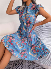 Load image into Gallery viewer, Pleated Floral Printed Tie Neck Knee Length Dress

