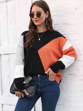 Load image into Gallery viewer, Color Block Round Neck Sweater
