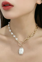 Load image into Gallery viewer, Half Pearl Half Chain Toggle Clasp Necklace
