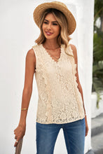 Load image into Gallery viewer, Scalloped V-Neck Lace Tank
