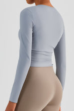 Load image into Gallery viewer, Lightweight Round Neck Long Sleeve Sports Top
