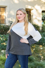 Load image into Gallery viewer, Celeste Design Full Size Contrast Long Sleeve Top
