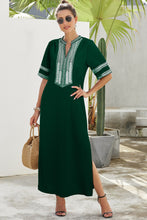 Load image into Gallery viewer, Contrast Side Slit Half Sleeve Dress
