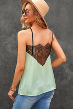 Load image into Gallery viewer, Contrast Spliced Lace Cami
