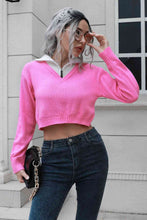 Load image into Gallery viewer, Contrast Collared Cropped Sweater
