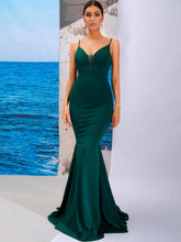Load image into Gallery viewer, Spaghetti Strap Backless Plunge Mermaid Dress
